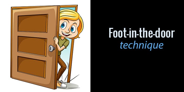 Cartoon of a smiling child peeking around a half-open wooden door.